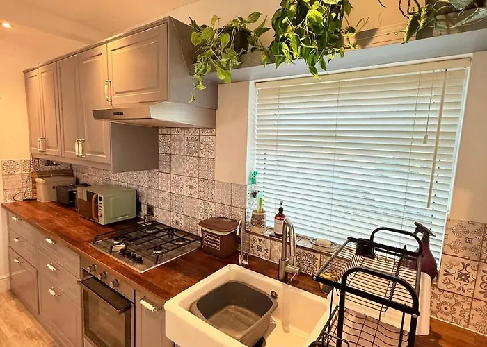 Boho-chic Retreat * Bristol